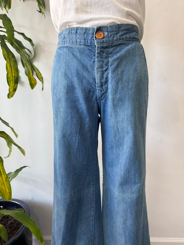 1970’s bell bottom landlubber jeans waist “31”
