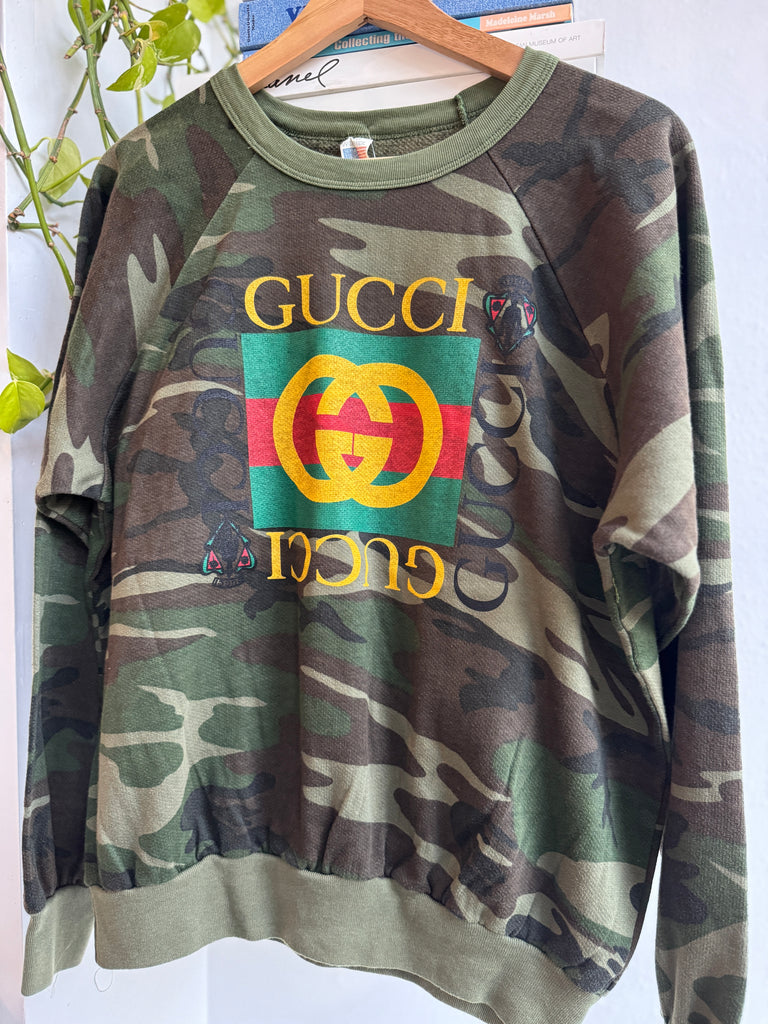 Faux vintage raglan sweatshirt