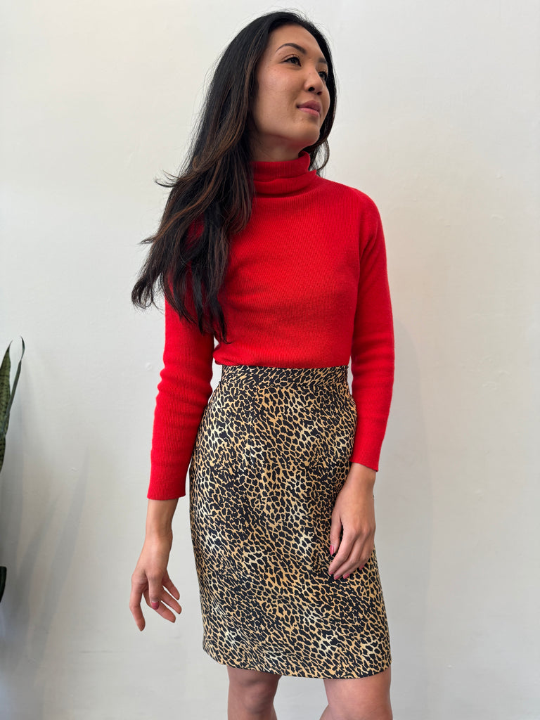 Vintage 1970’s cherry red turtleneck