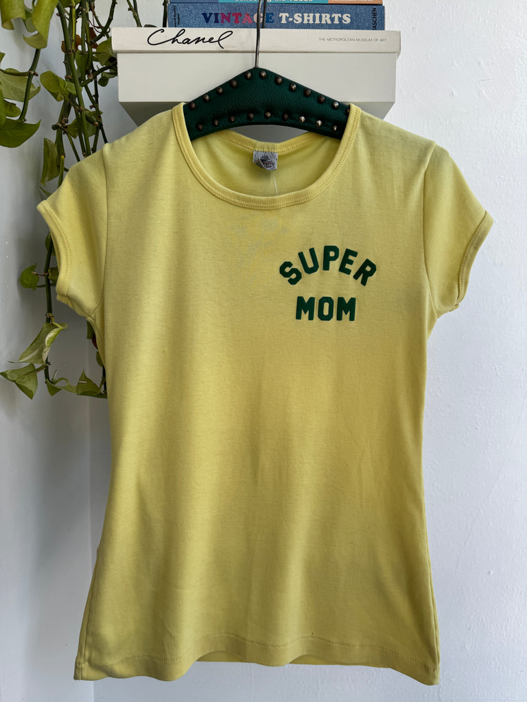 Vintage “super mom” t shirt