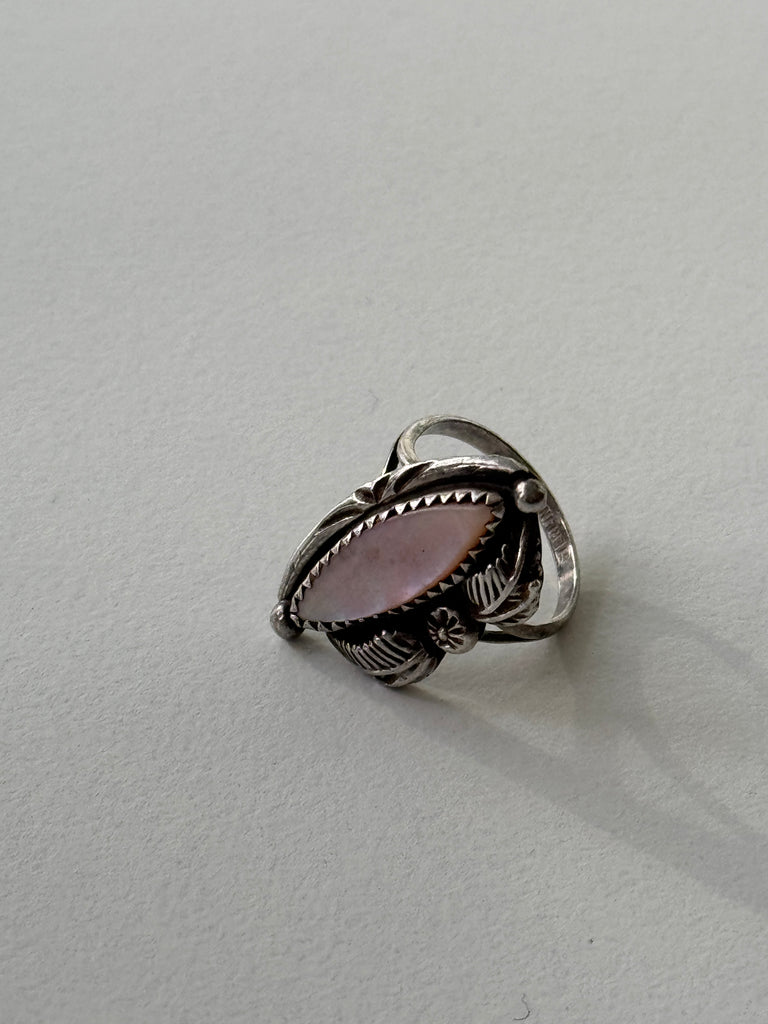 Mother of pearl pink + sterling silver ring size 4.5