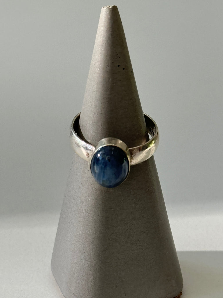 Blue Kyanite Stone and sterling silver ring size 8