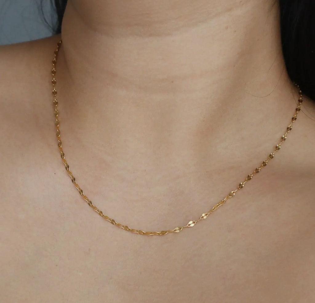 Dainty Chain necklace