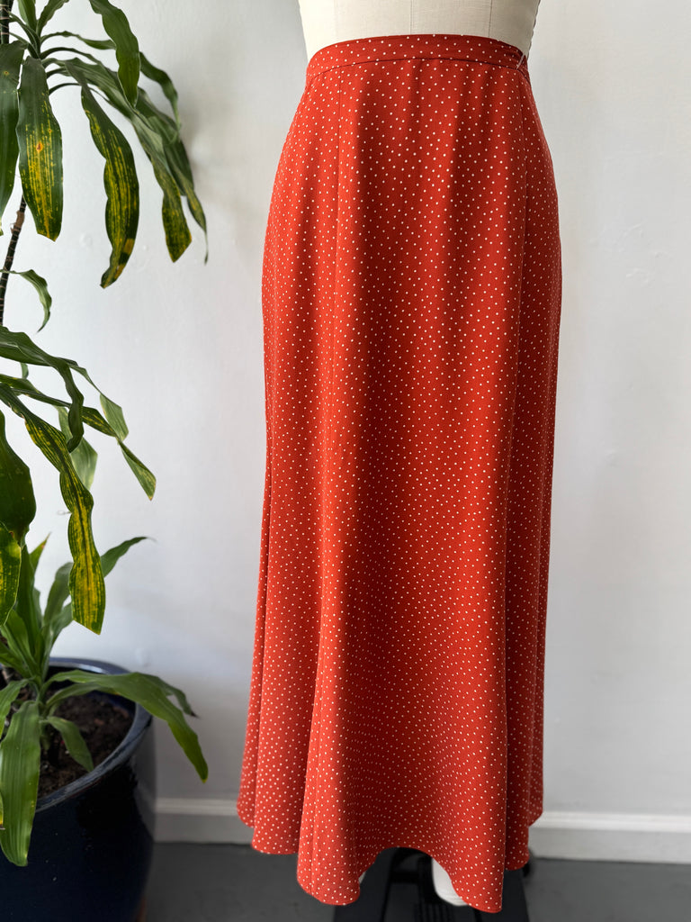 Silk micro polka skirt waist “30-32”