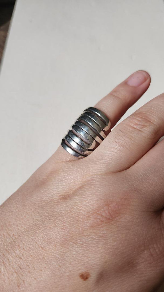 Vintage bold sterling wavy swirl ring size 7.5