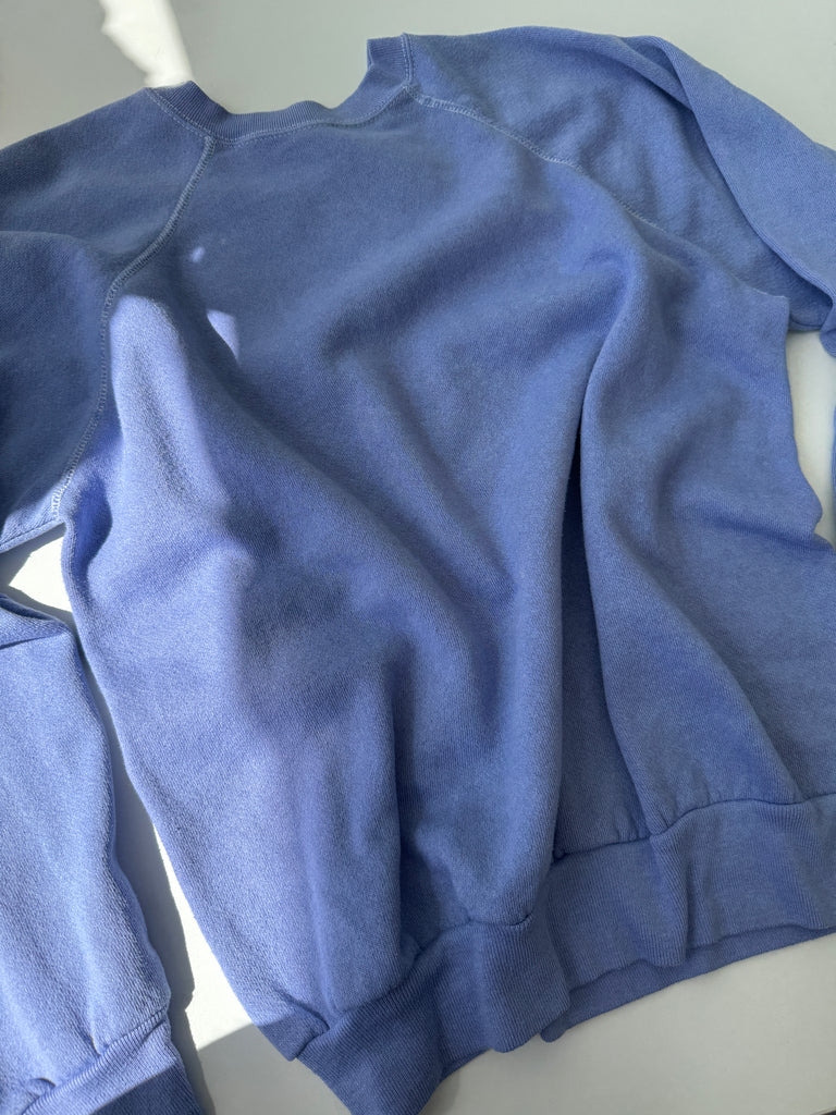 Vintage lavender raglan sweatshirt