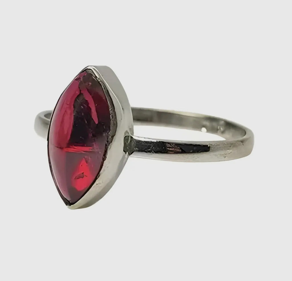 Garnet Sterling silver ring size 6