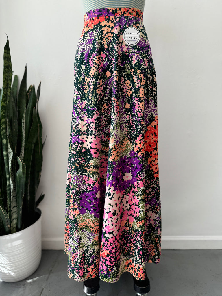 VINTAGE 1970’s skirt waist “26”