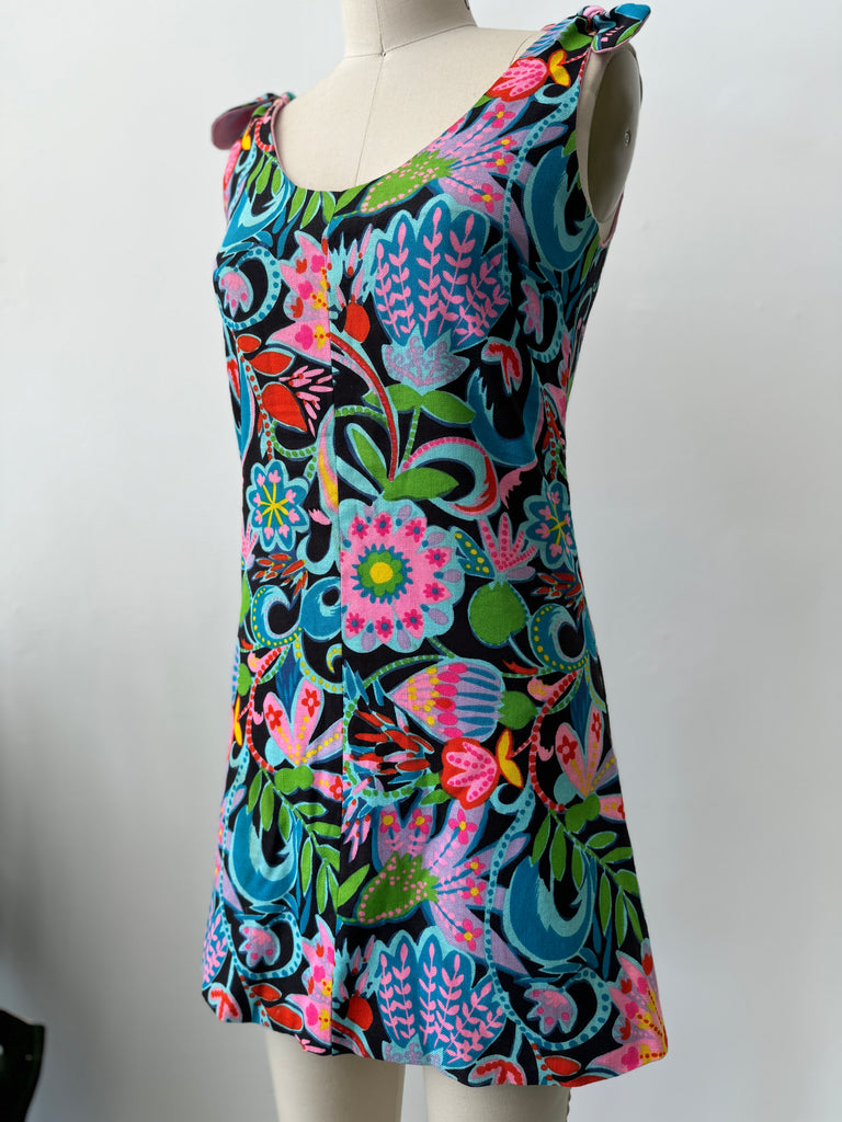 Vintage 1970’s printed mod Dress