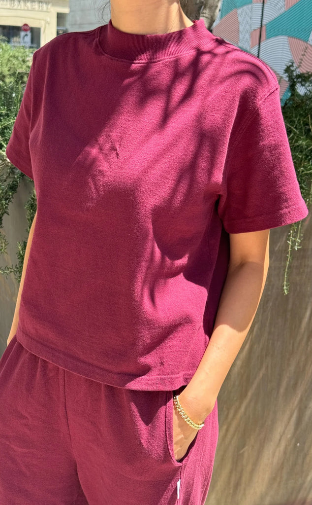 Le Bon Shoppe | Sunset mockneck Tee | Cabernet