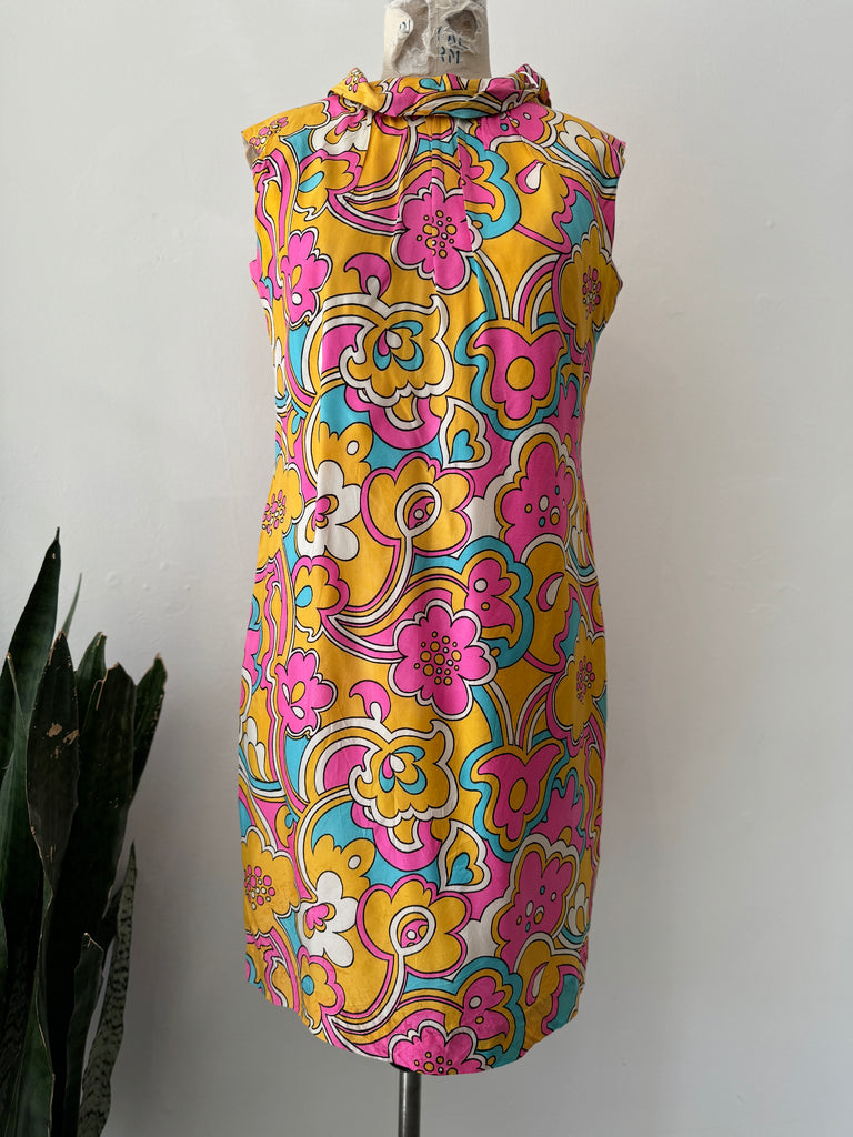 1960’s vintage bold print print dress