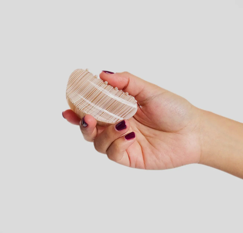 Chunks Juno claw in oak