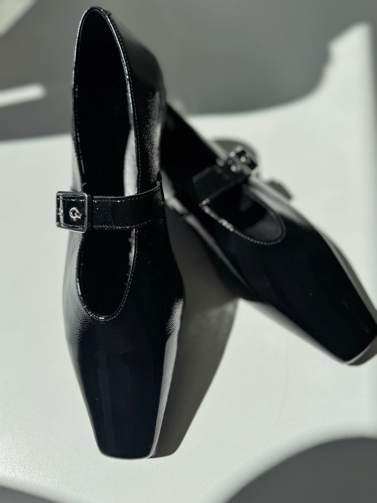 Vagabond patent leather shoes size 8.5/9