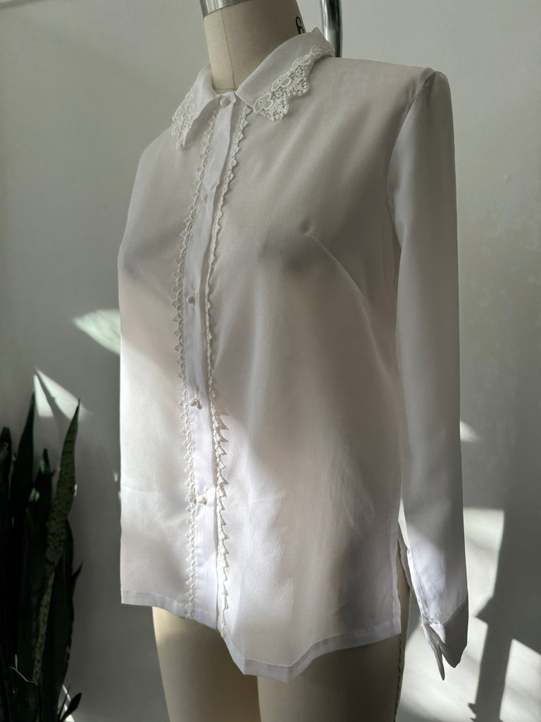 Vintage Top with lace trim