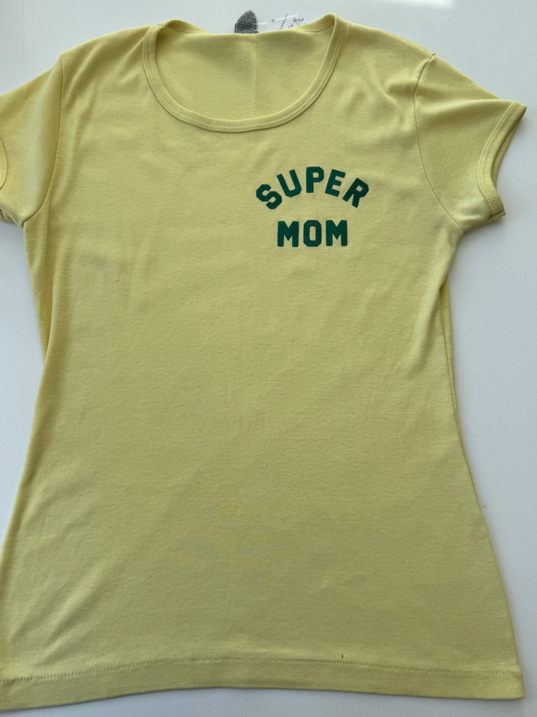 Vintage “super mom” t shirt
