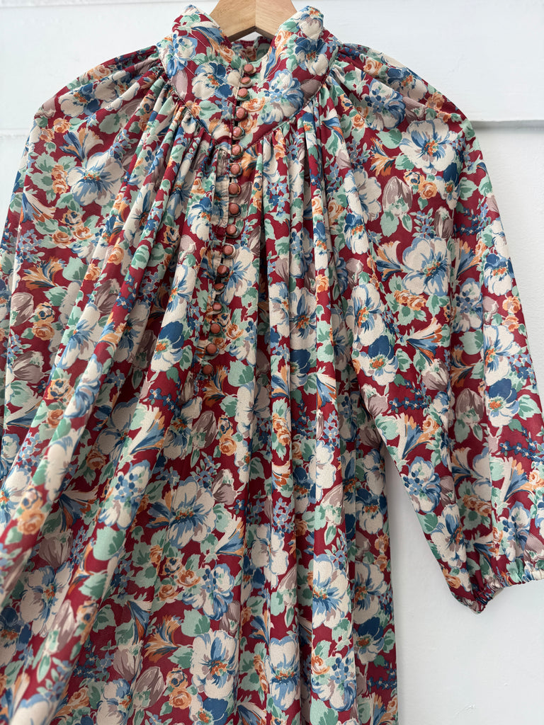 Stunning vintage dress
