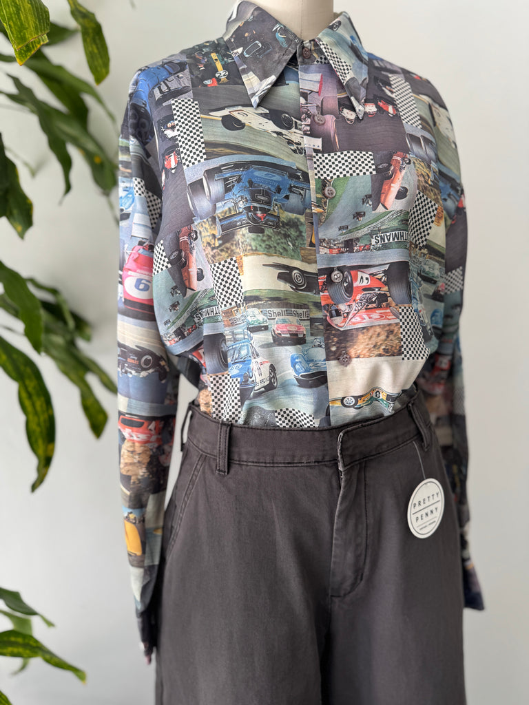1970’s photo realistic racing car button up top