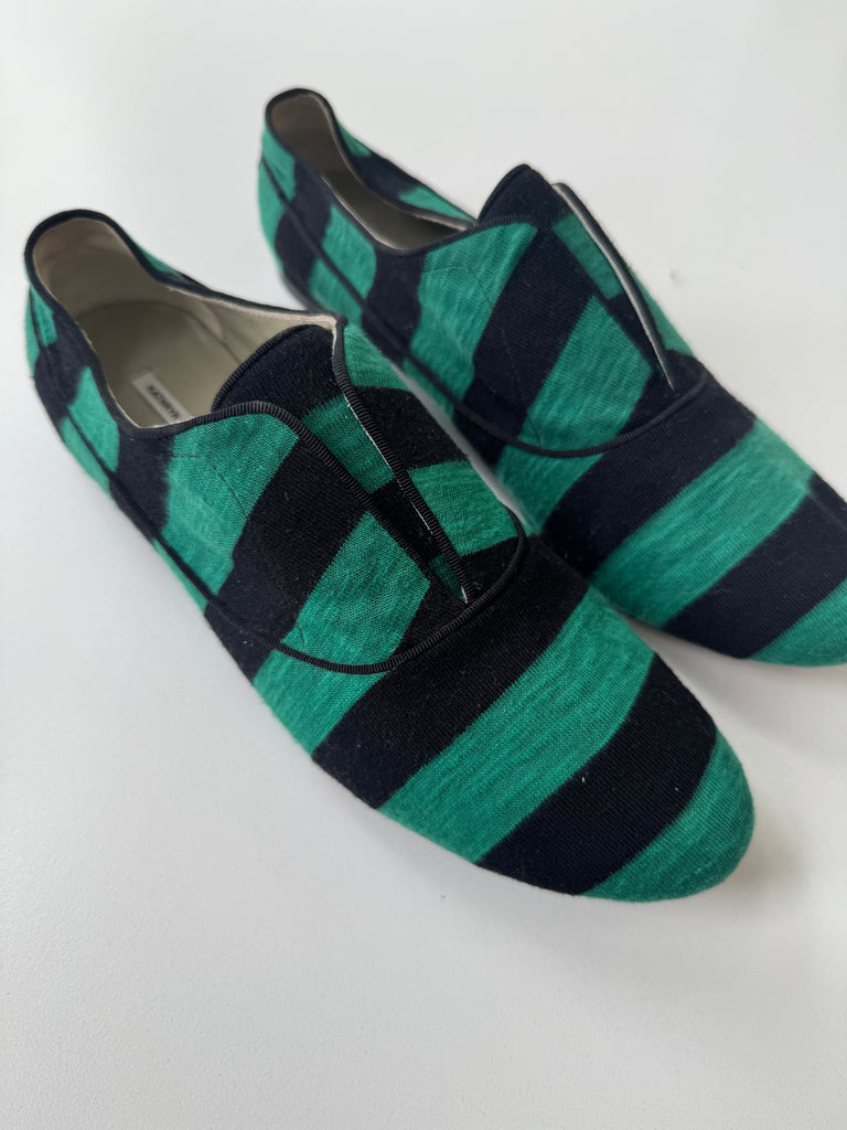 Handmade Kathryn Amberleigh fabric shoes size 9.5 best fits 8.5/9
