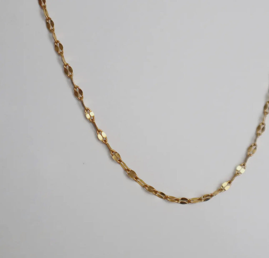 Dainty Chain necklace