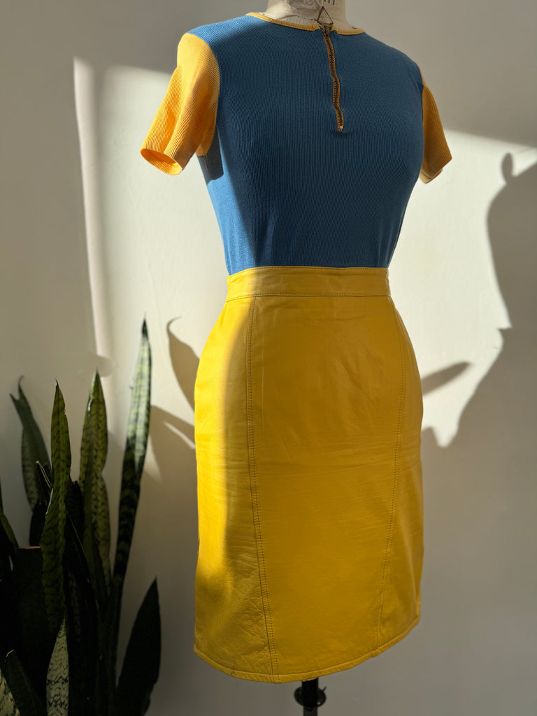 Vintage canary leather skirt waist "26/27"