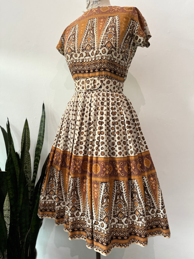 Vintage 1950's printed cotton dress