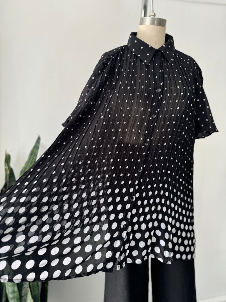 Polka dot stretch top