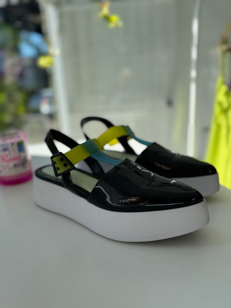 Designer KENZO women's parent leather t strap platform shoes size 10