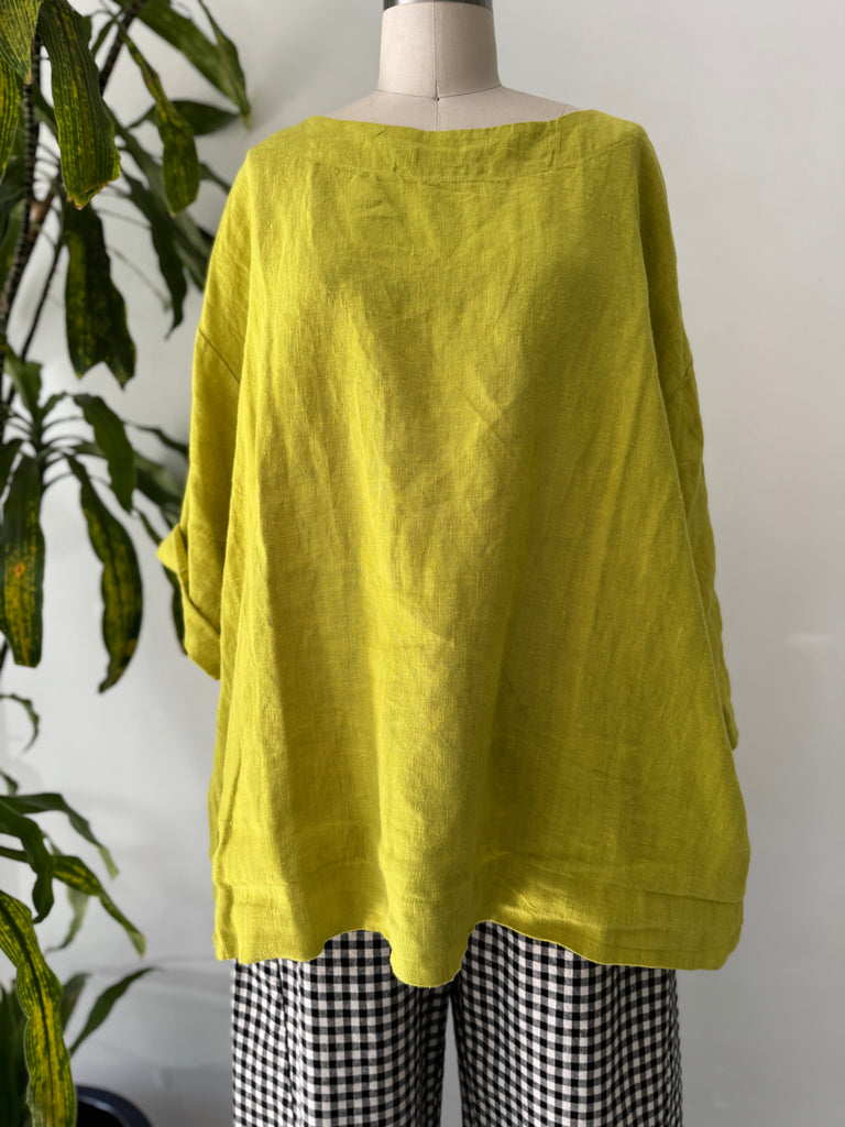 Bryan Walker tunic top with tags
