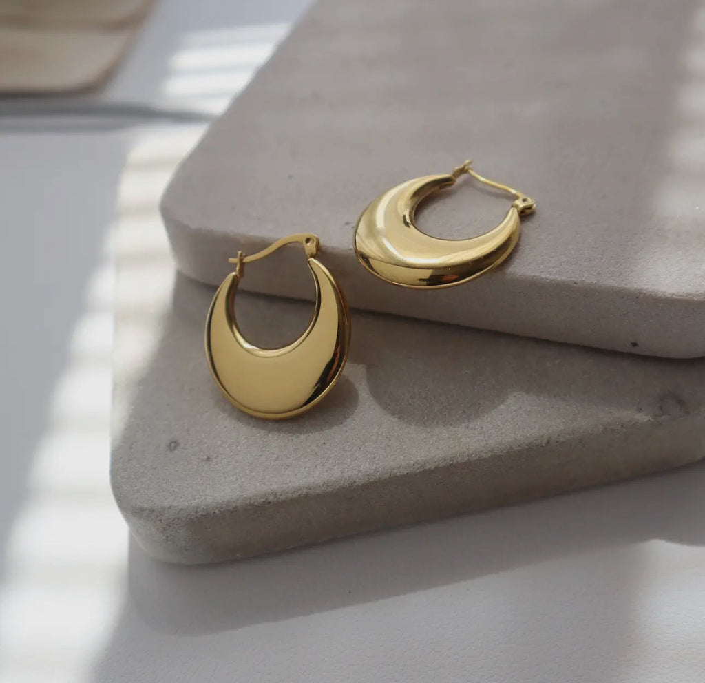 Flat moon hoops