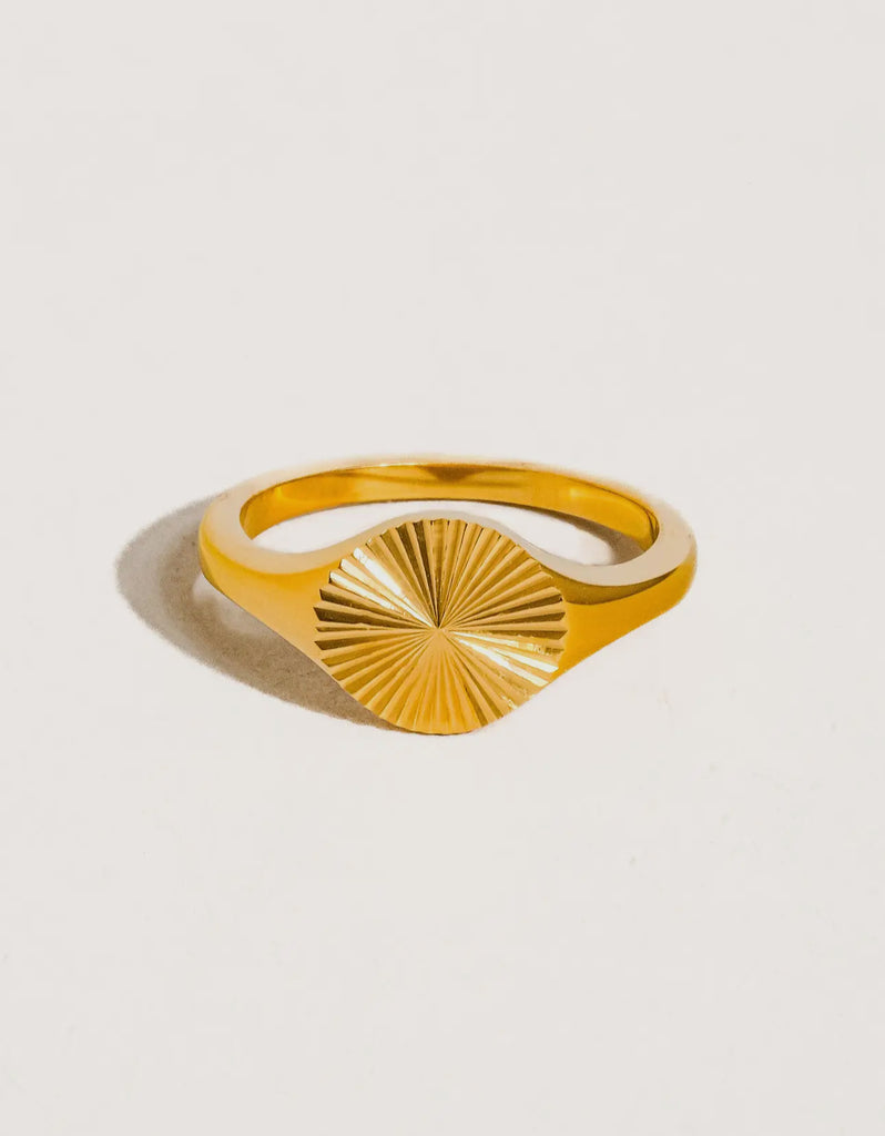 Signet ring