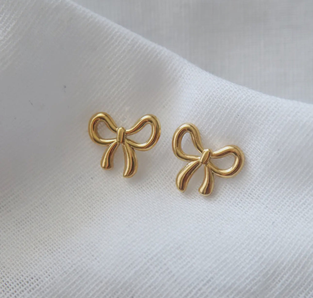 Bow stud earrings