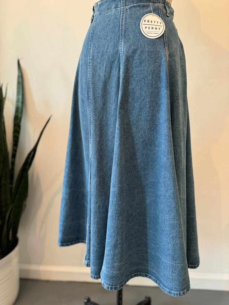 Vintage Liz Wear denim skirt “30”