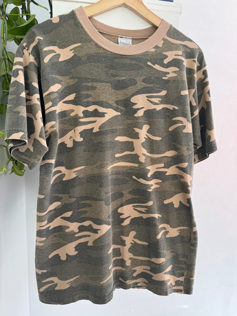 Vintage basic camo t shirt