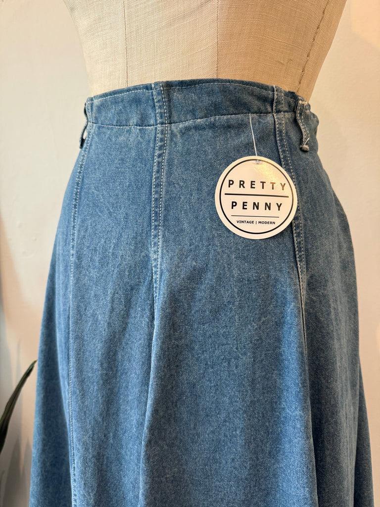 Vintage Liz Wear denim skirt “30”