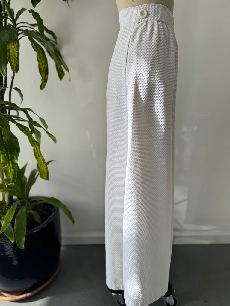 Bobbie Brooks high waist textured bell bottom pants