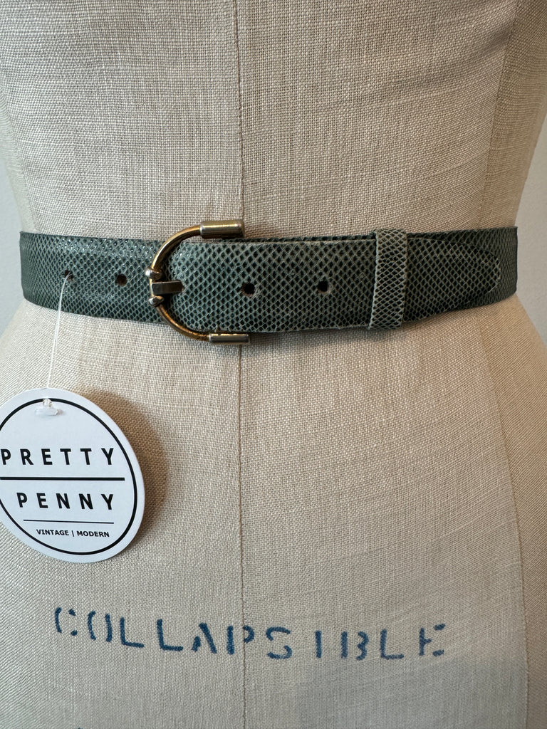 Vintage leather belt "24-28"