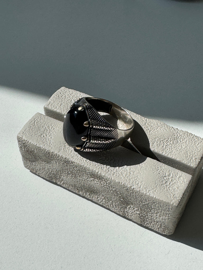 Onyx and Sterling silver claw size 11