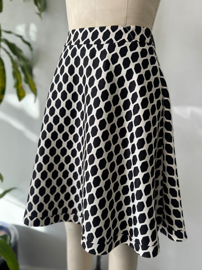 Designer DVF black and white skirt
