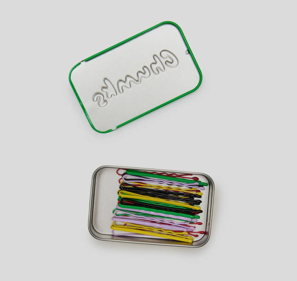 Chunks Bobby pins