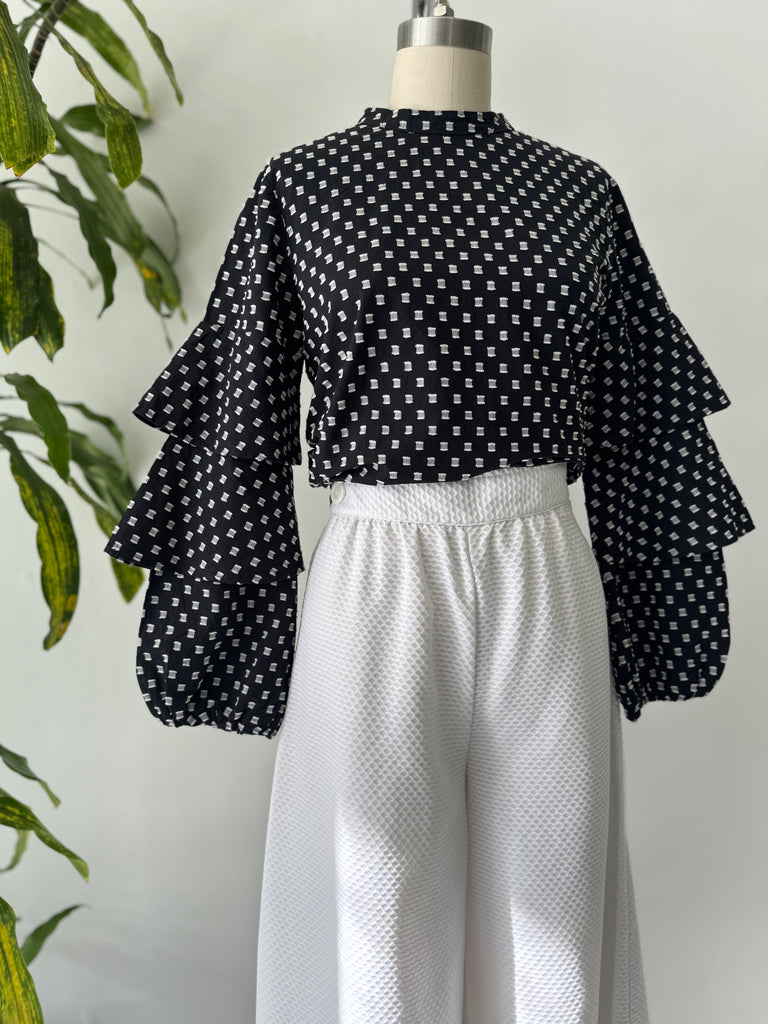 Bobbie Brooks high waist textured bell bottom pants