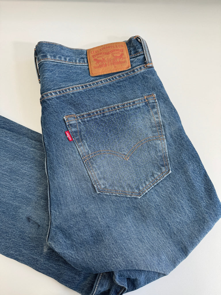 Levi’s button fly jeans waist “36”