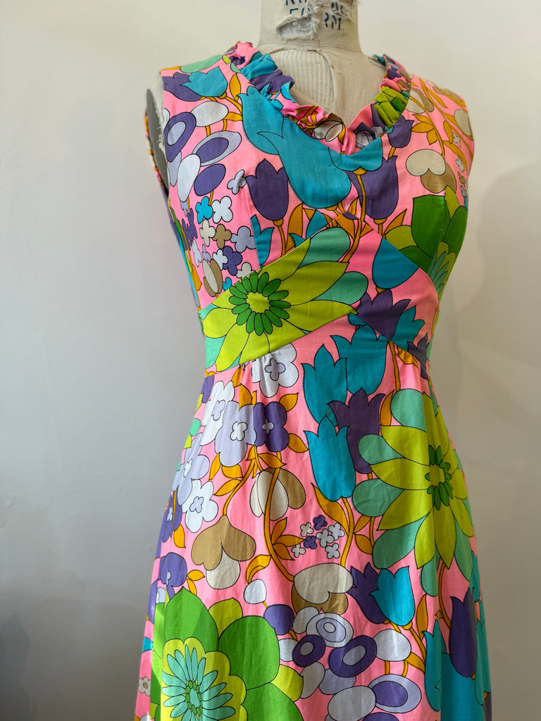 Vintage 1960’s floral print dress