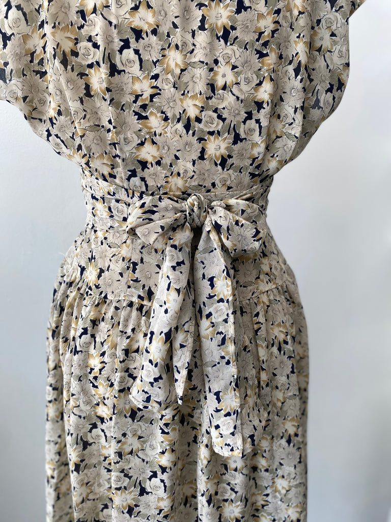 Vintage 1990’s floral print Dress