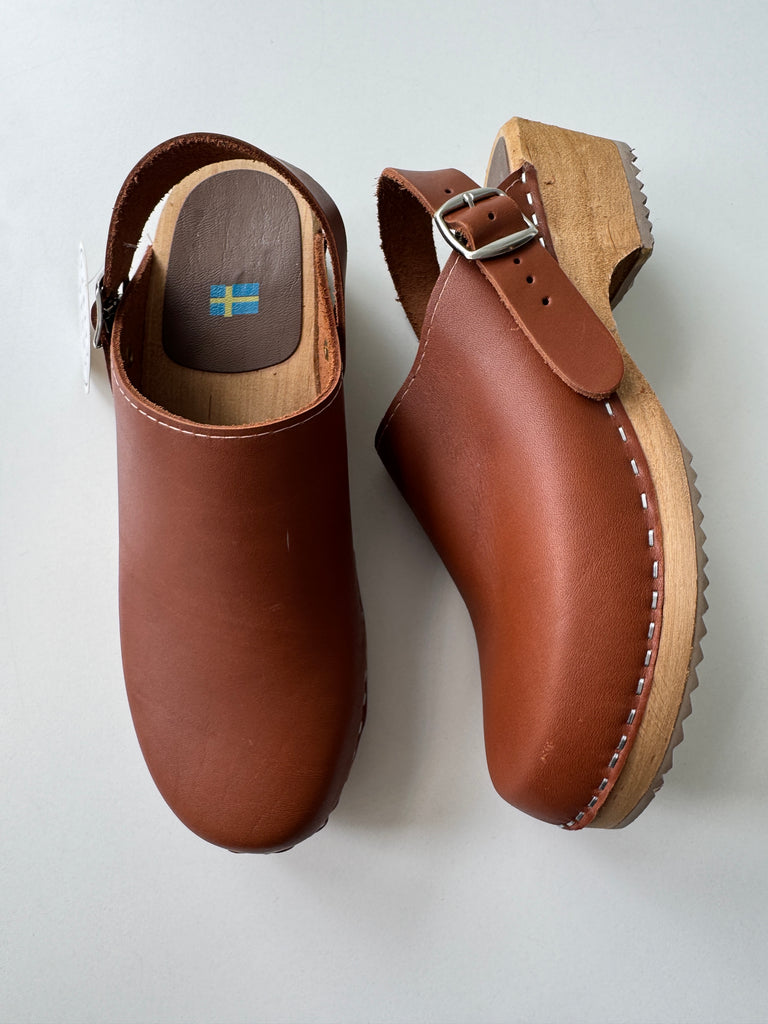 Mia Swedish clogs size 41/10