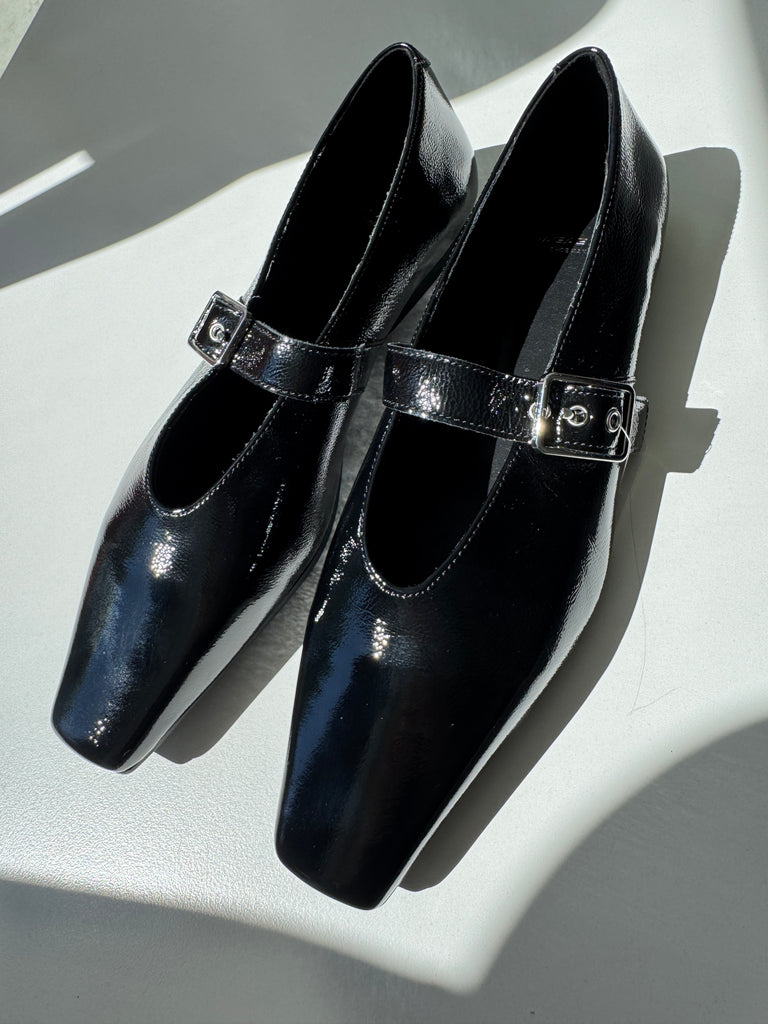 Vagabond patent leather shoes size 8.5/9