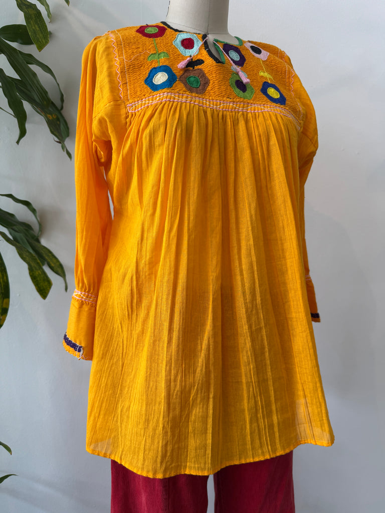 Vintage cotton embroidered top