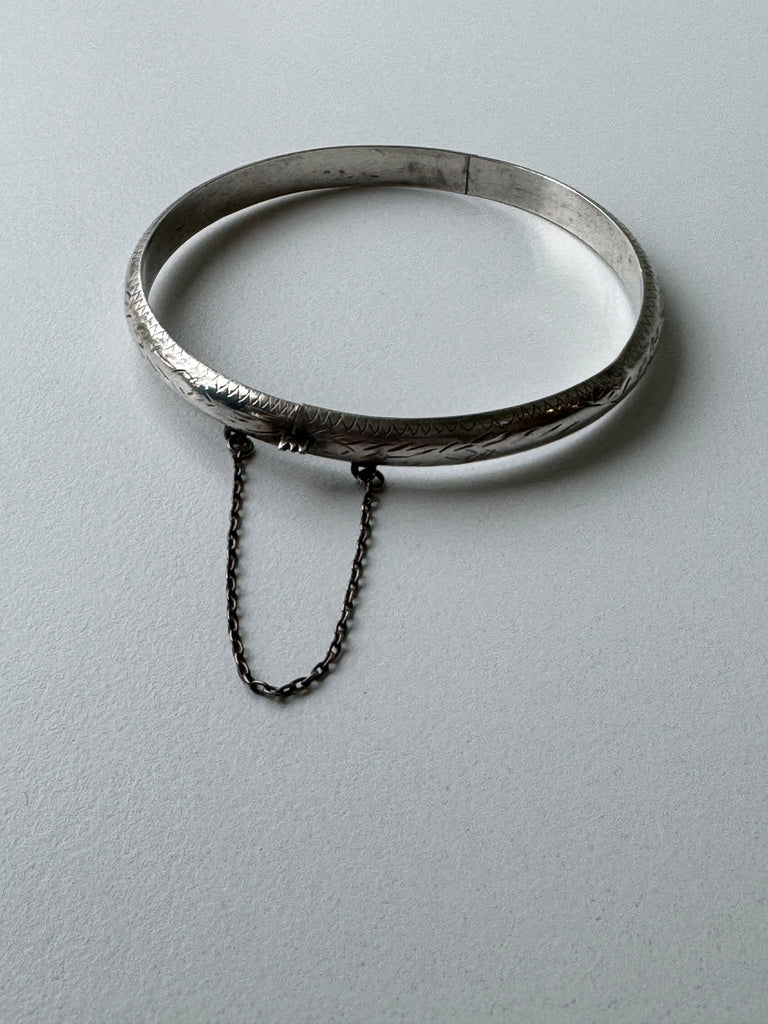 Vintage Sterling silver bangle bracelet