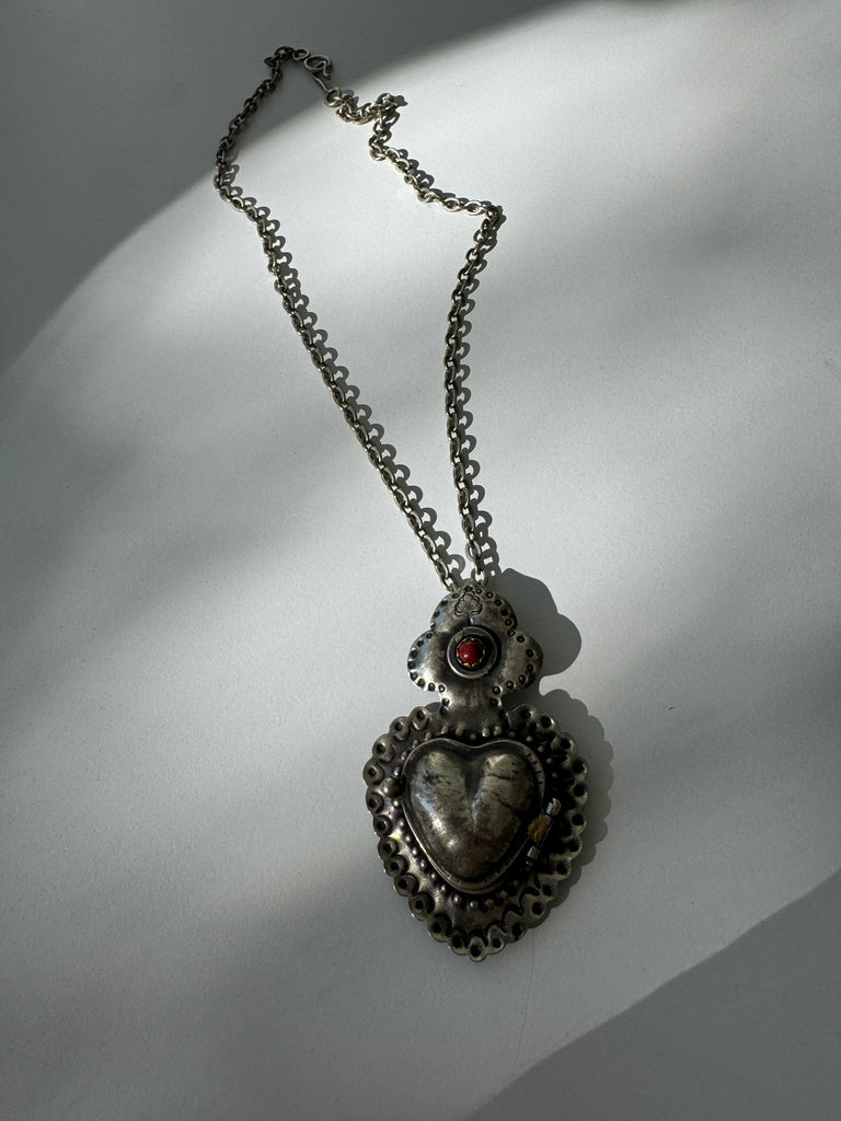 Heart locket necklace