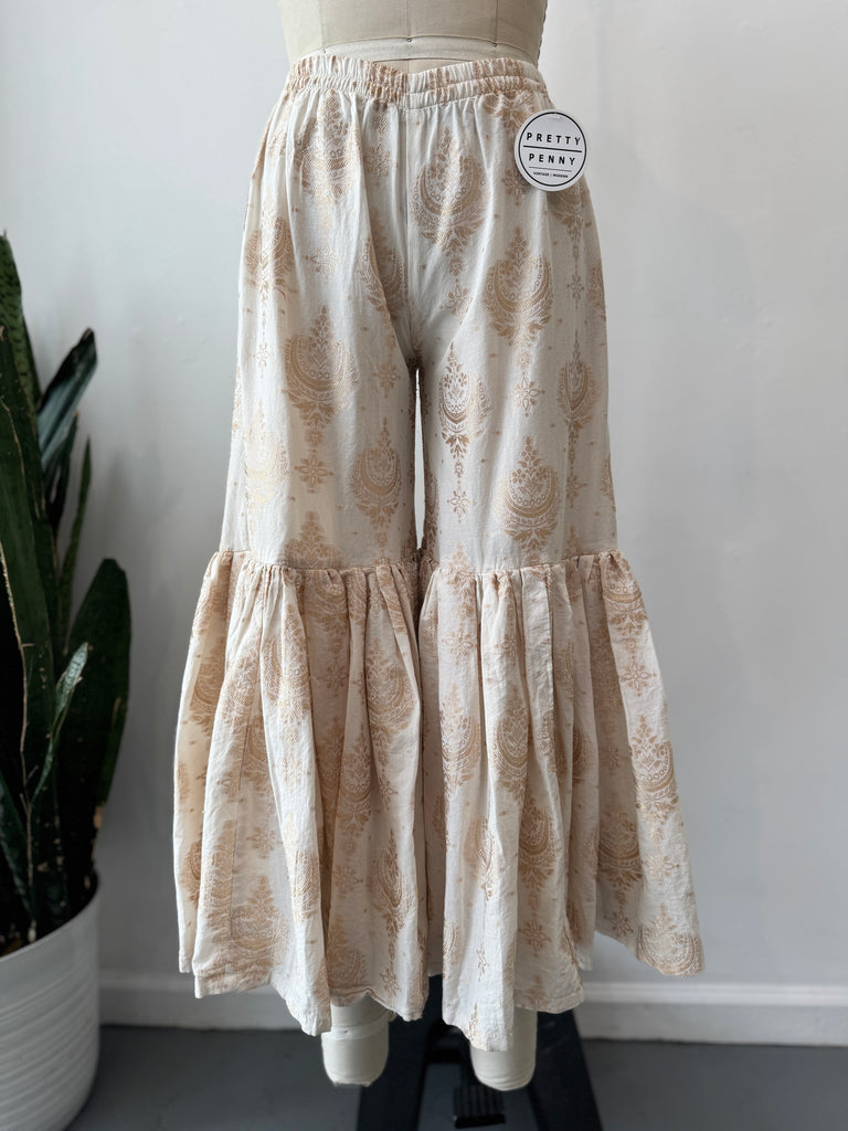 Flare pants waist “24-30”
