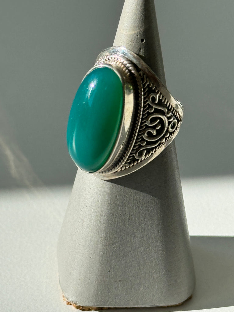 Natural green onyx and silver ring size 7.5